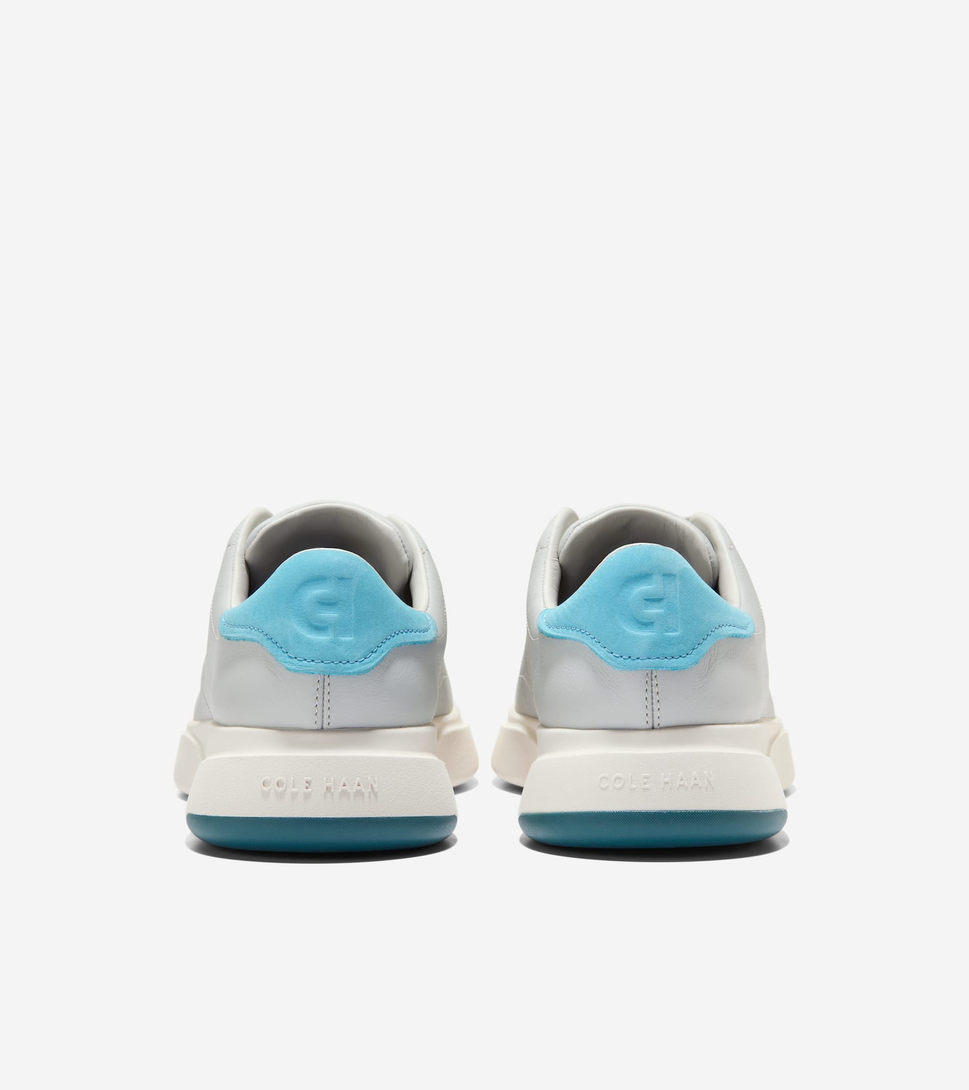 C43552:OYSTER MUSHROOM / MILKY BLUE NUBUCK / IVORY
